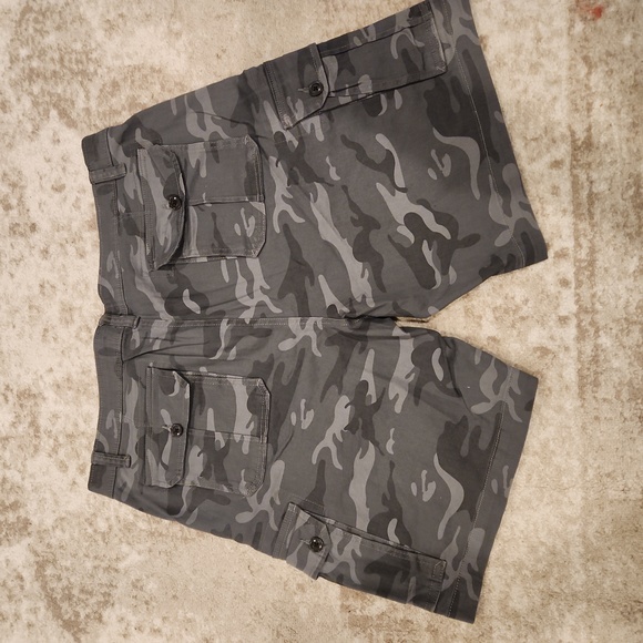 Aeropostale Cargo Shorts - Picture 3 of 6